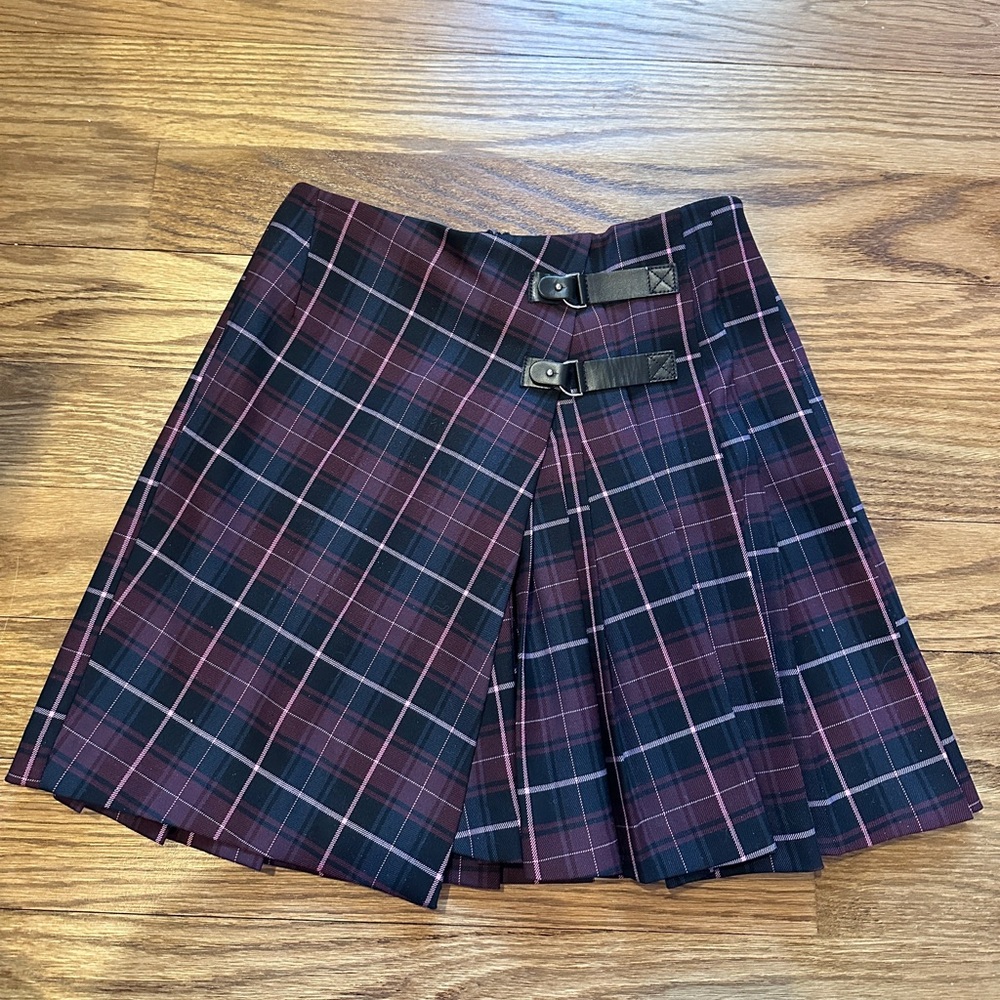 NWT Adorable plaid skirt. Purchased in Paris. Brand new with tags 💜💜